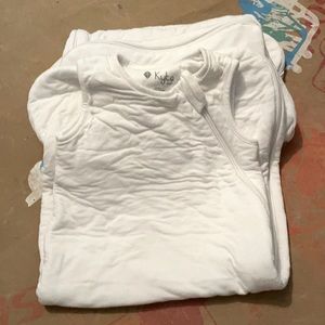 Set of 3 Kyte Baby White Sleep Sacks / size 0-6 months